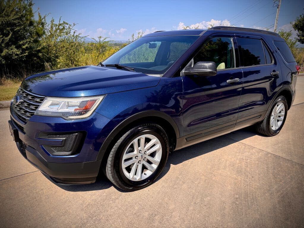 2016 FORD Explorer