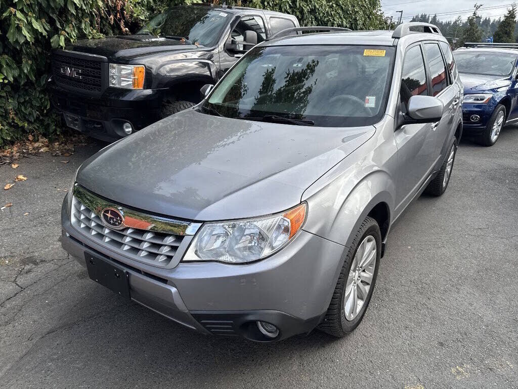 2011 SUBARU Forester