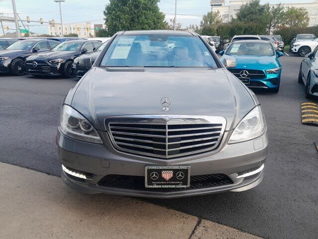 2011 Mercedes-Benz S-Class