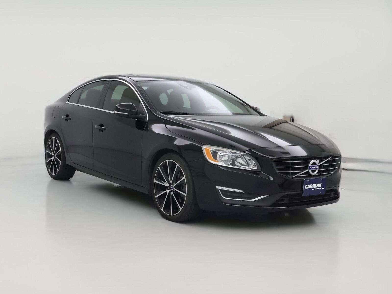 2016 VOLVO S60