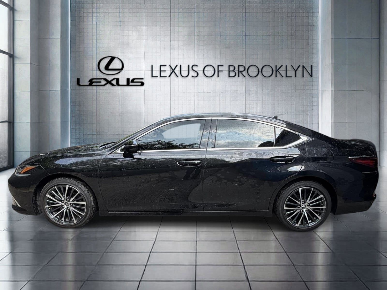 2025 Lexus ES