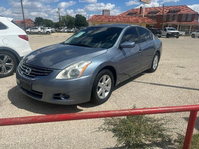 2011 NISSAN Altima