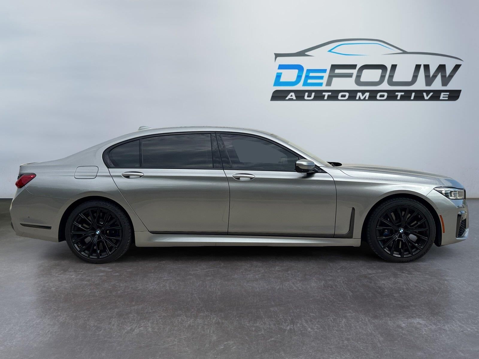 2020 BMW M760i