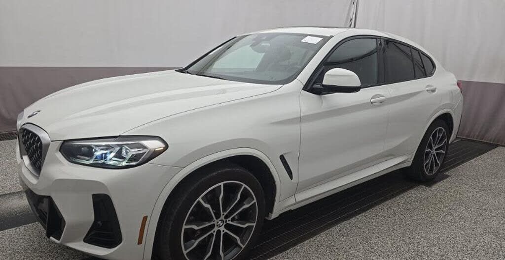 2022 BMW X4