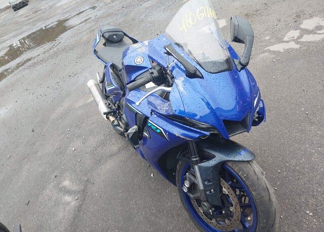 2025 YAMAHA YZF