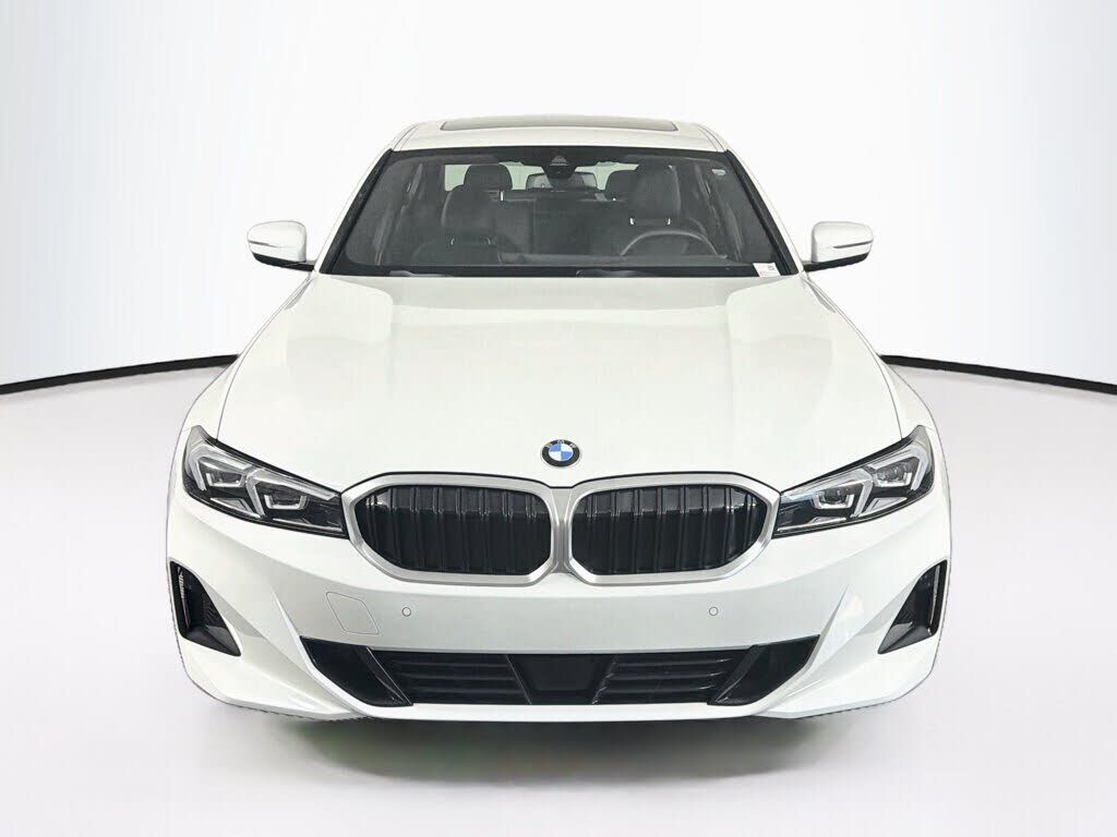 2026 BMW 330i