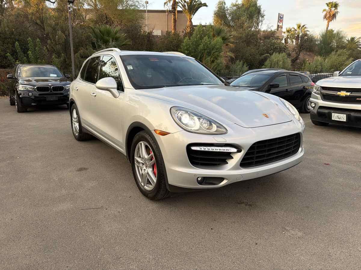 2012 PORSCHE Cayenne