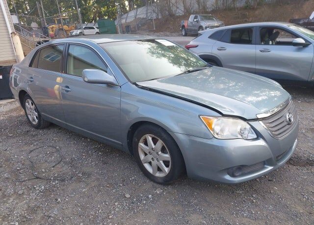 2009 TOYOTA Avalon