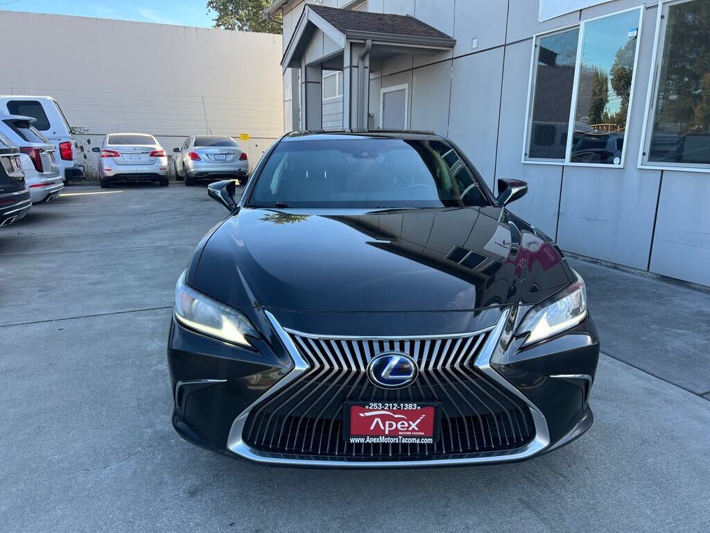2020 Lexus ES