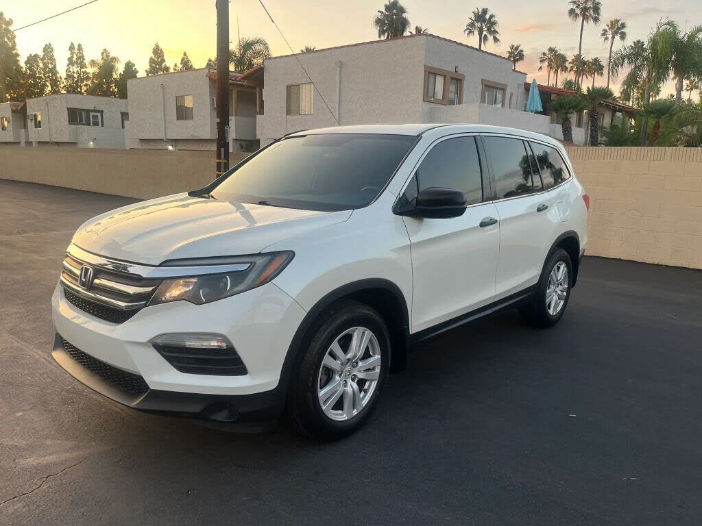 2017 HONDA Pilot