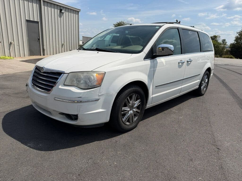 2008 CHRYSLER Town and Country