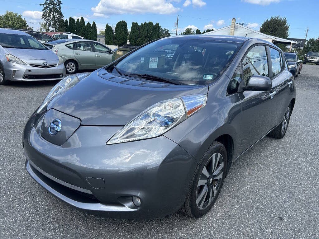 2016 NISSAN Leaf