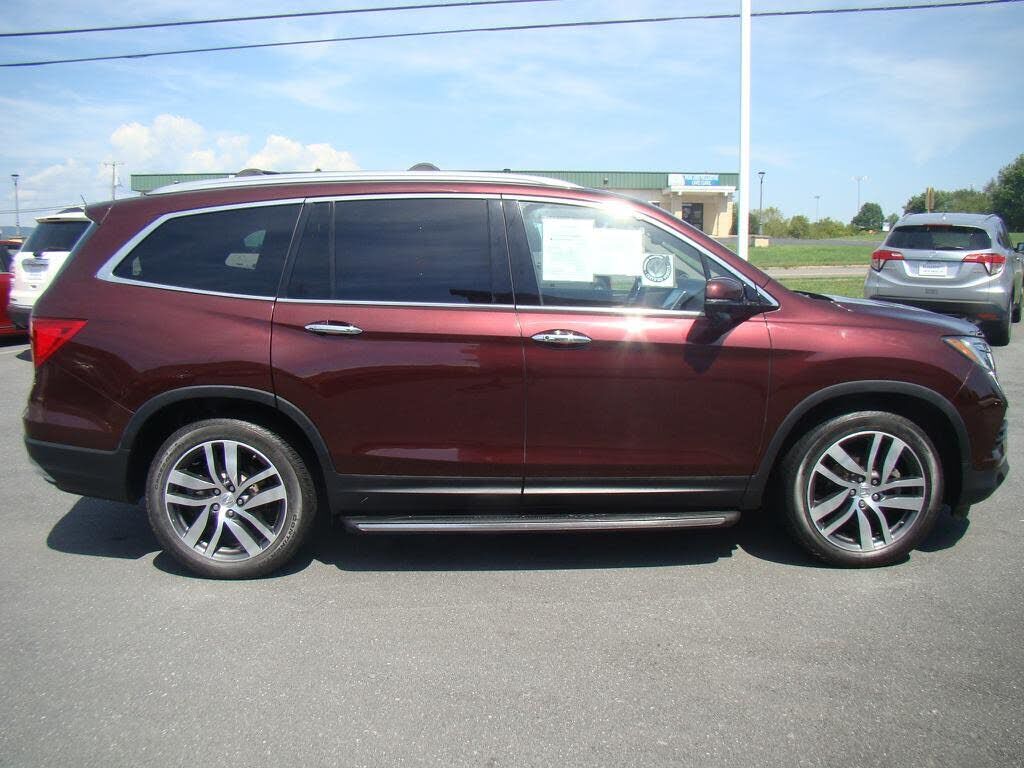 2017 HONDA Pilot