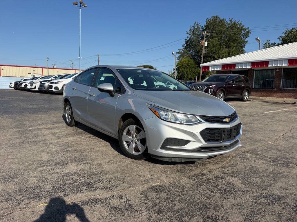 2017 CHEVROLET Cruze