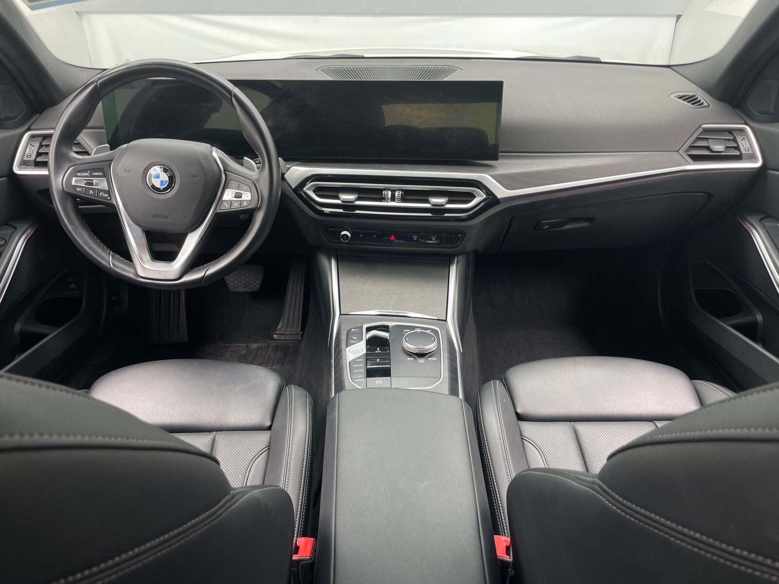 2024 BMW 330i