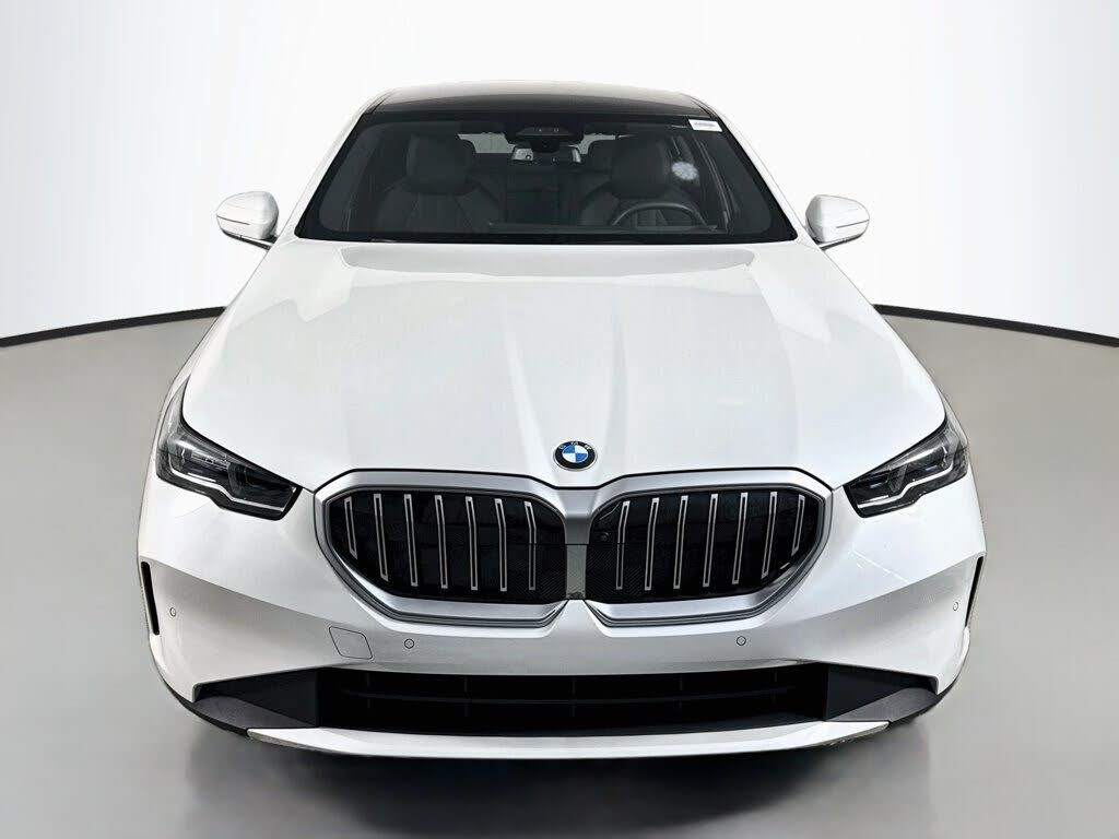 2024 BMW 530i