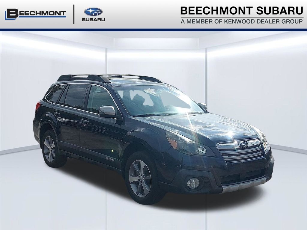 2014 SUBARU Outback
