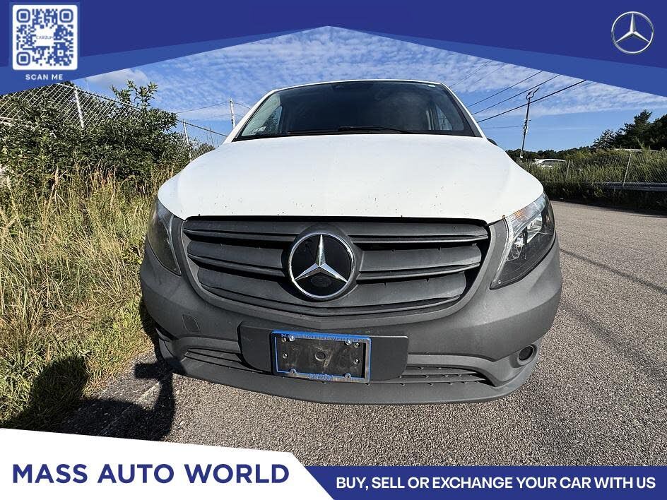 2021 Mercedes-Benz METRIS