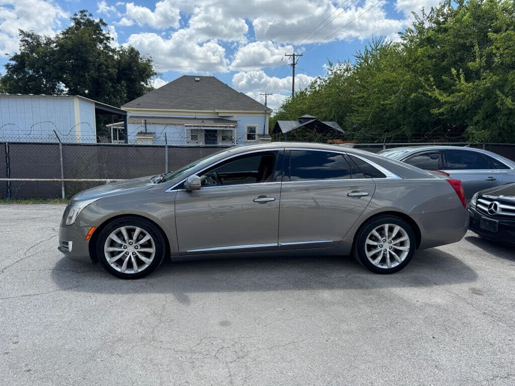 2017 CADILLAC XTS