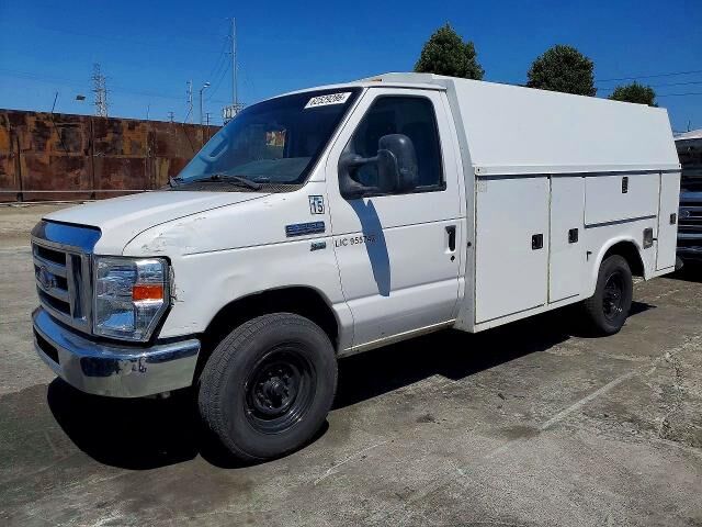 2012 FORD E-350