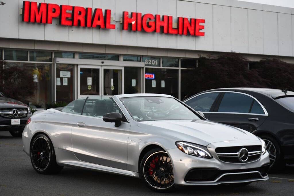 2017 MERCEDES-BENZ C-Class