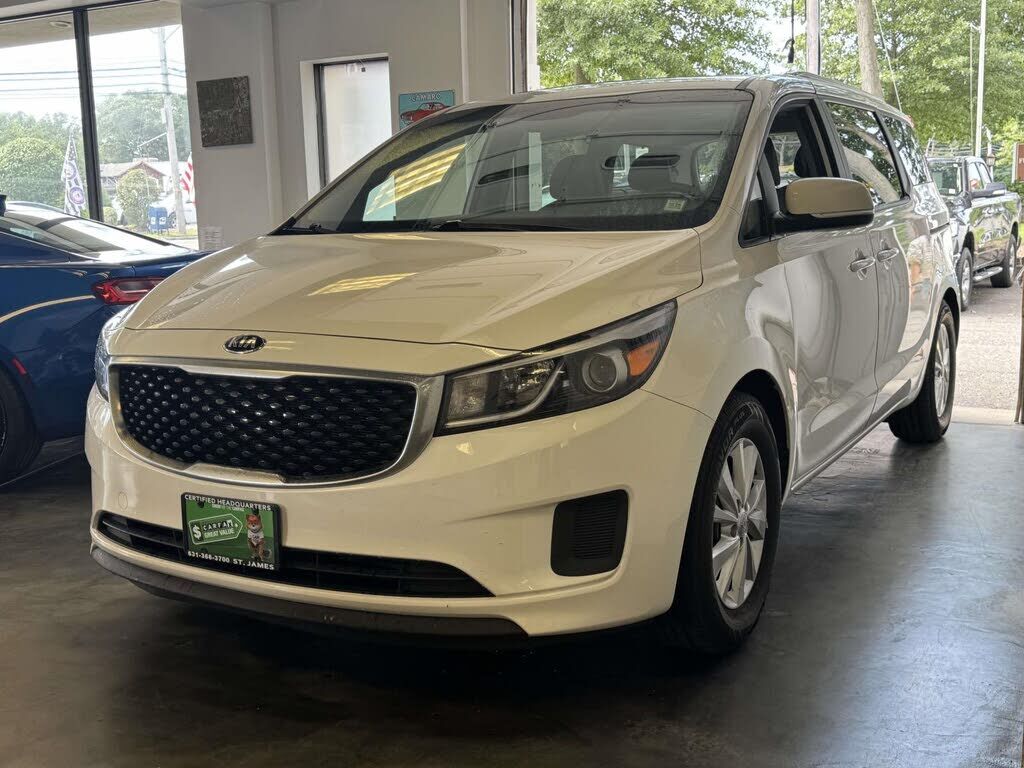2016 KIA Sedona