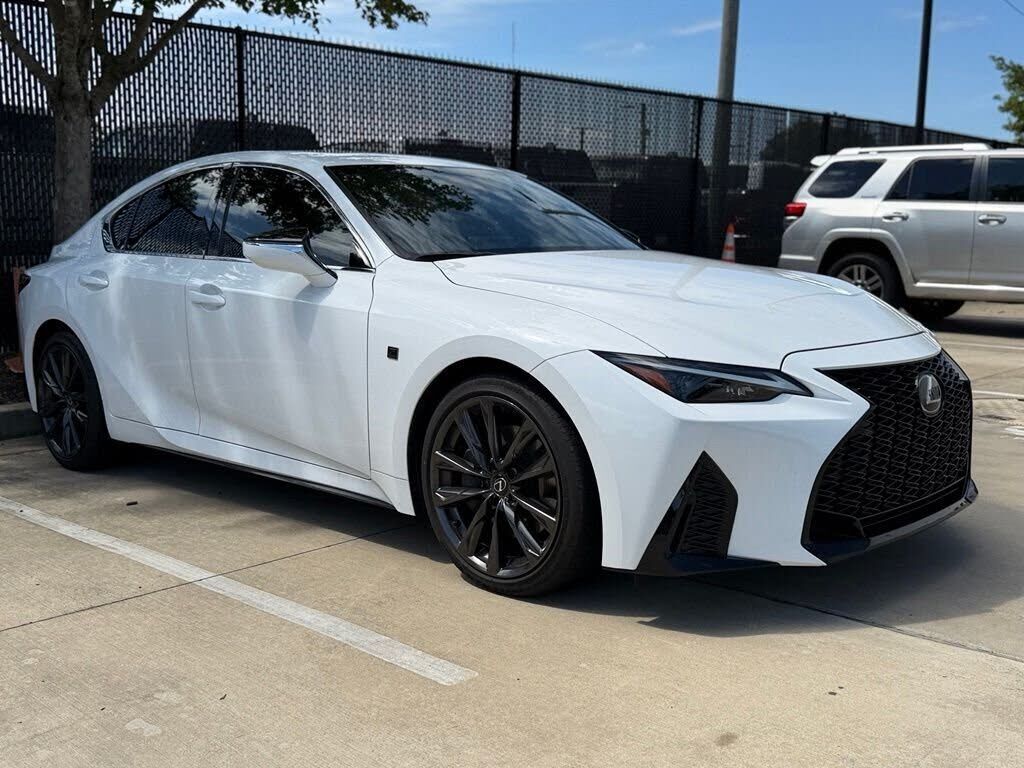 2025 Lexus IS