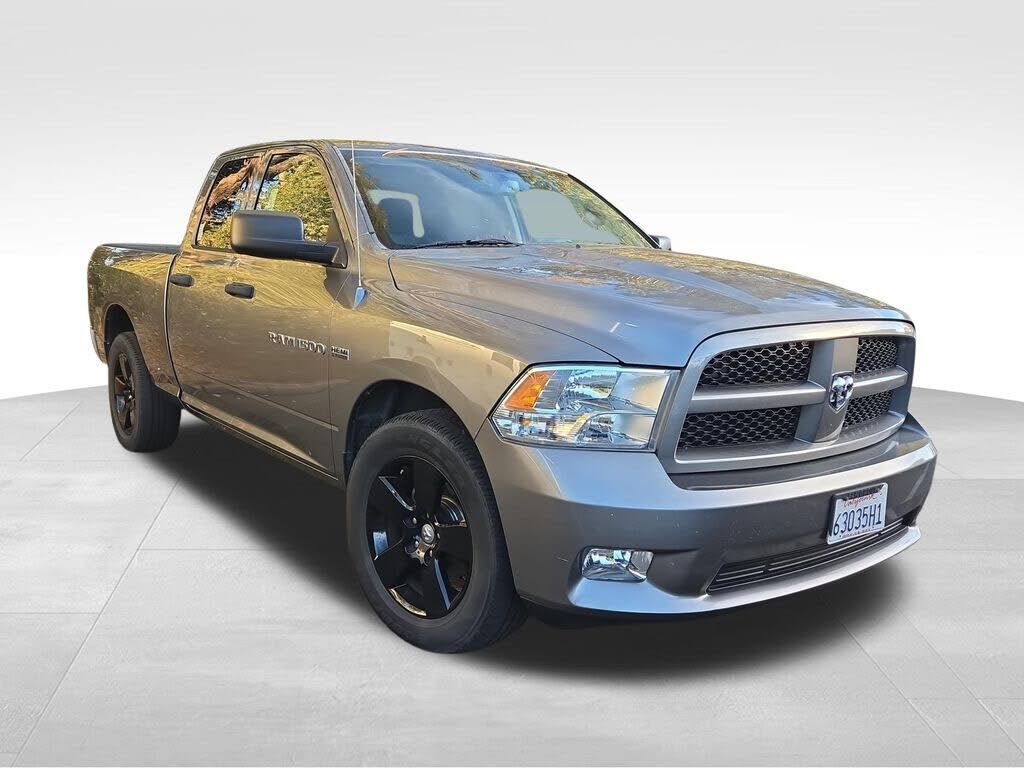2012 DODGE Ram