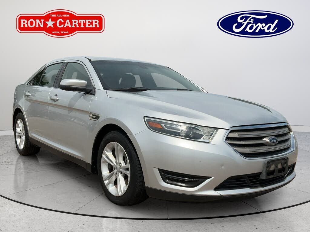 2016 FORD Taurus