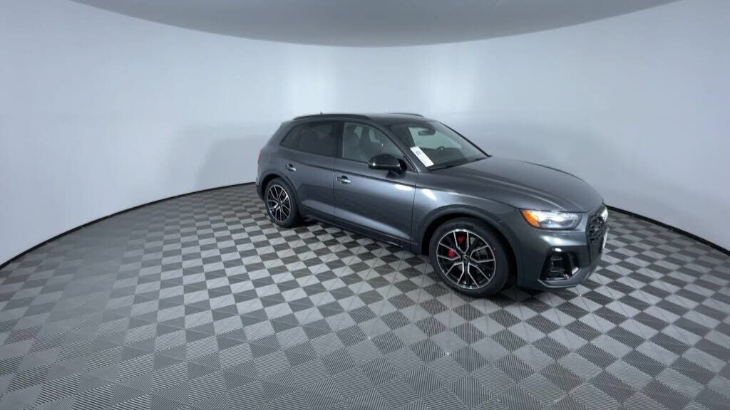 2023 Audi SQ5