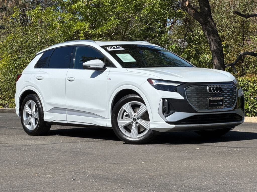 2025 Audi Q4