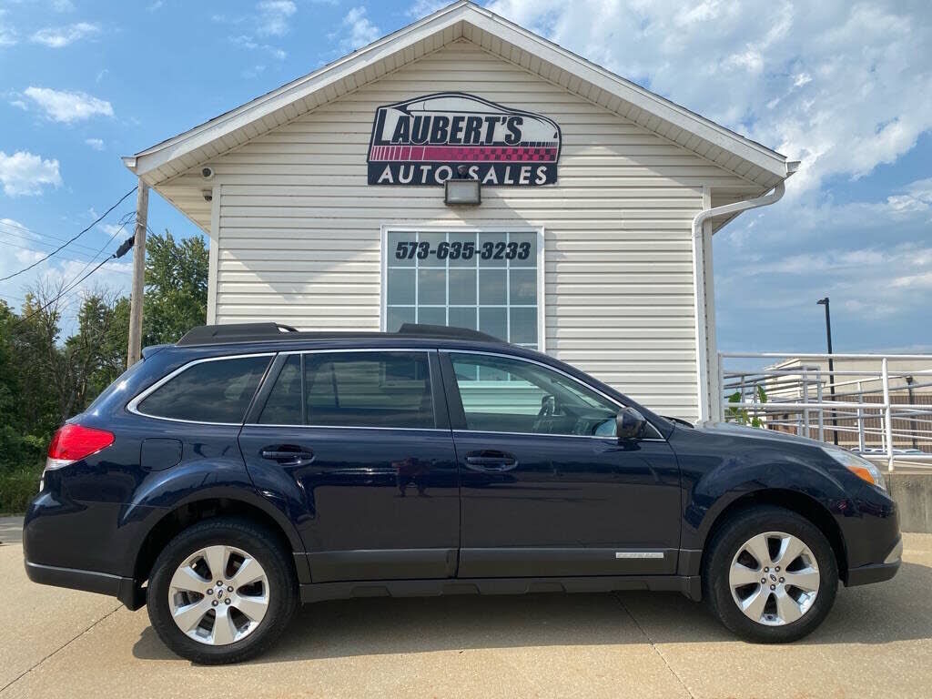2012 SUBARU Outback