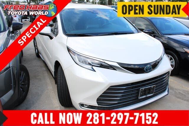 2021 TOYOTA Sienna