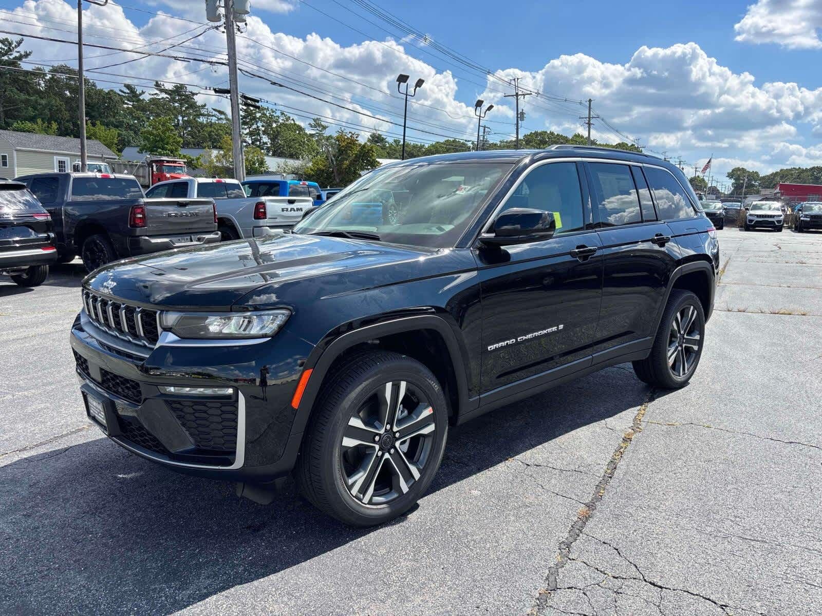 2027 JEEP Grand Cherokee