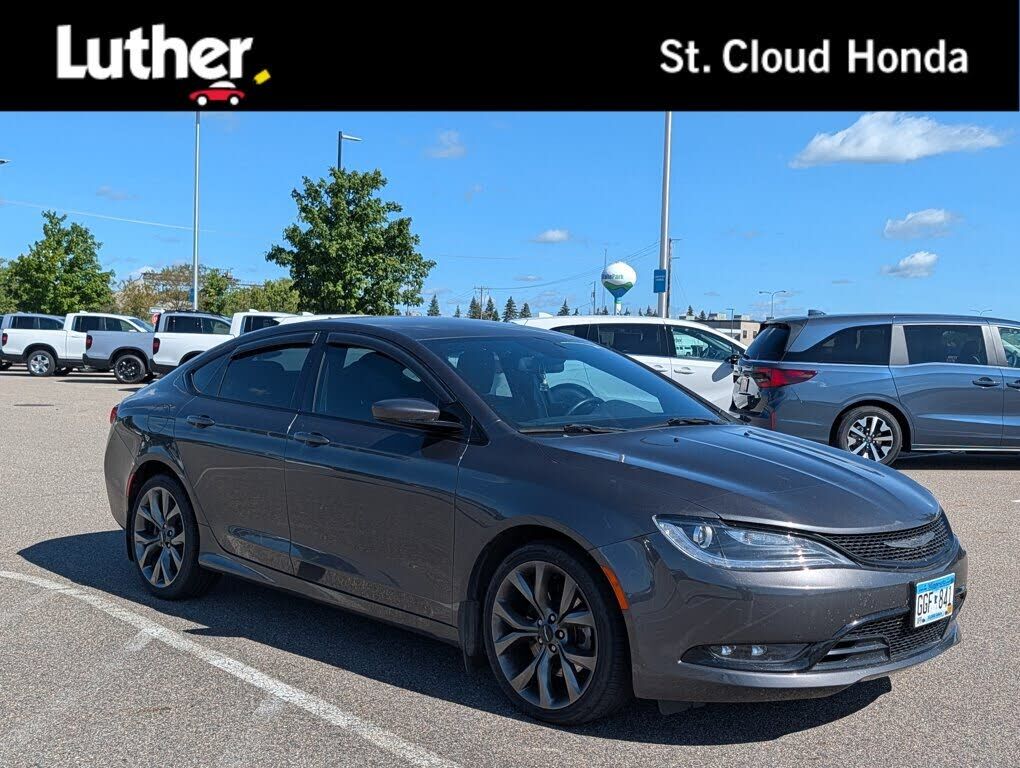 2015 CHRYSLER 200