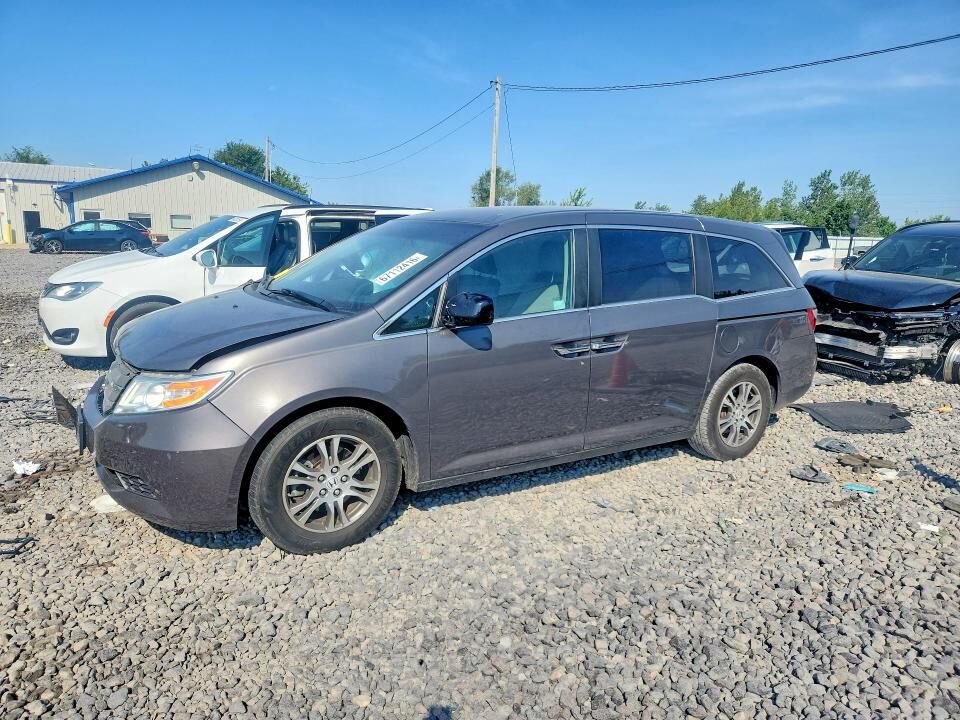 2013 HONDA Odyssey