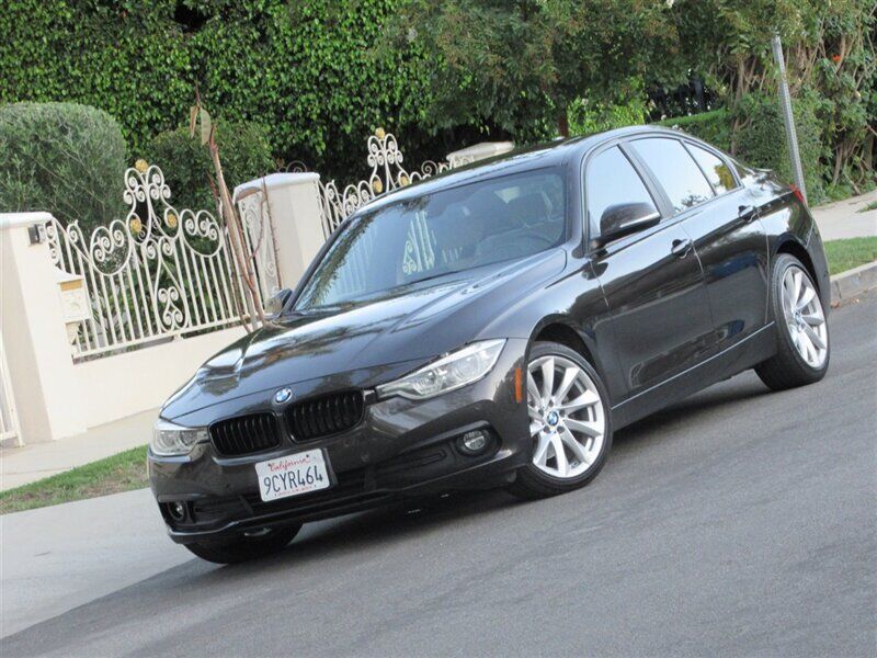 2016 BMW 320i