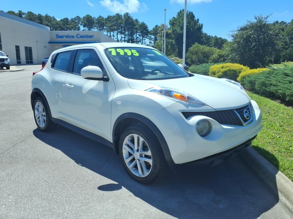 2011 NISSAN Juke