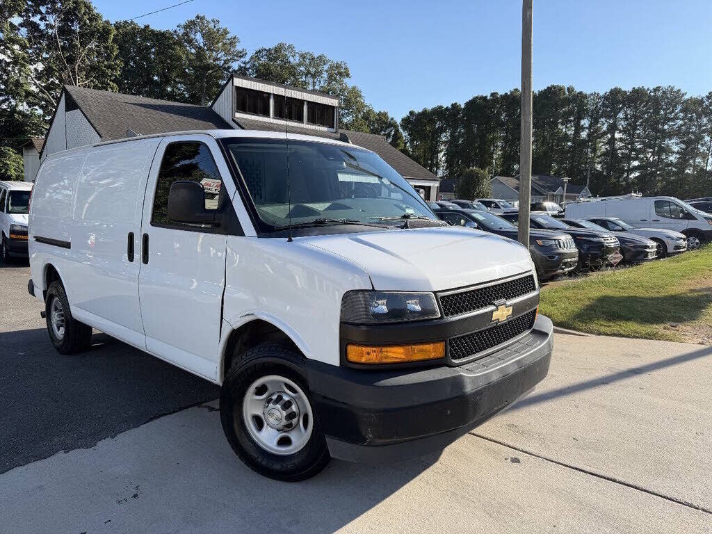 2020 CHEVROLET Express
