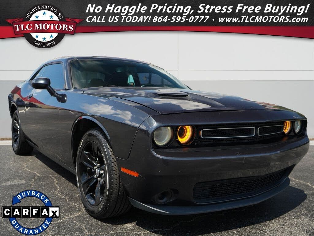 2017 DODGE Challenger