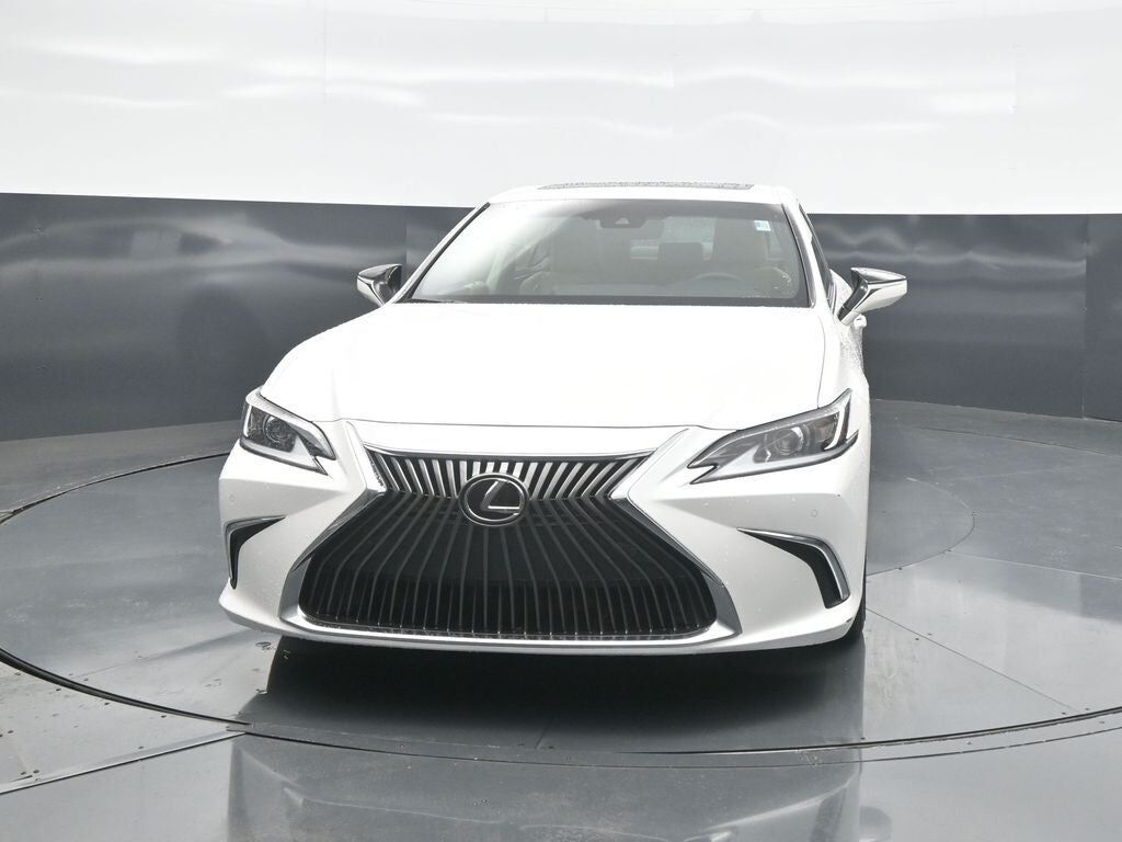 2019 Lexus ES