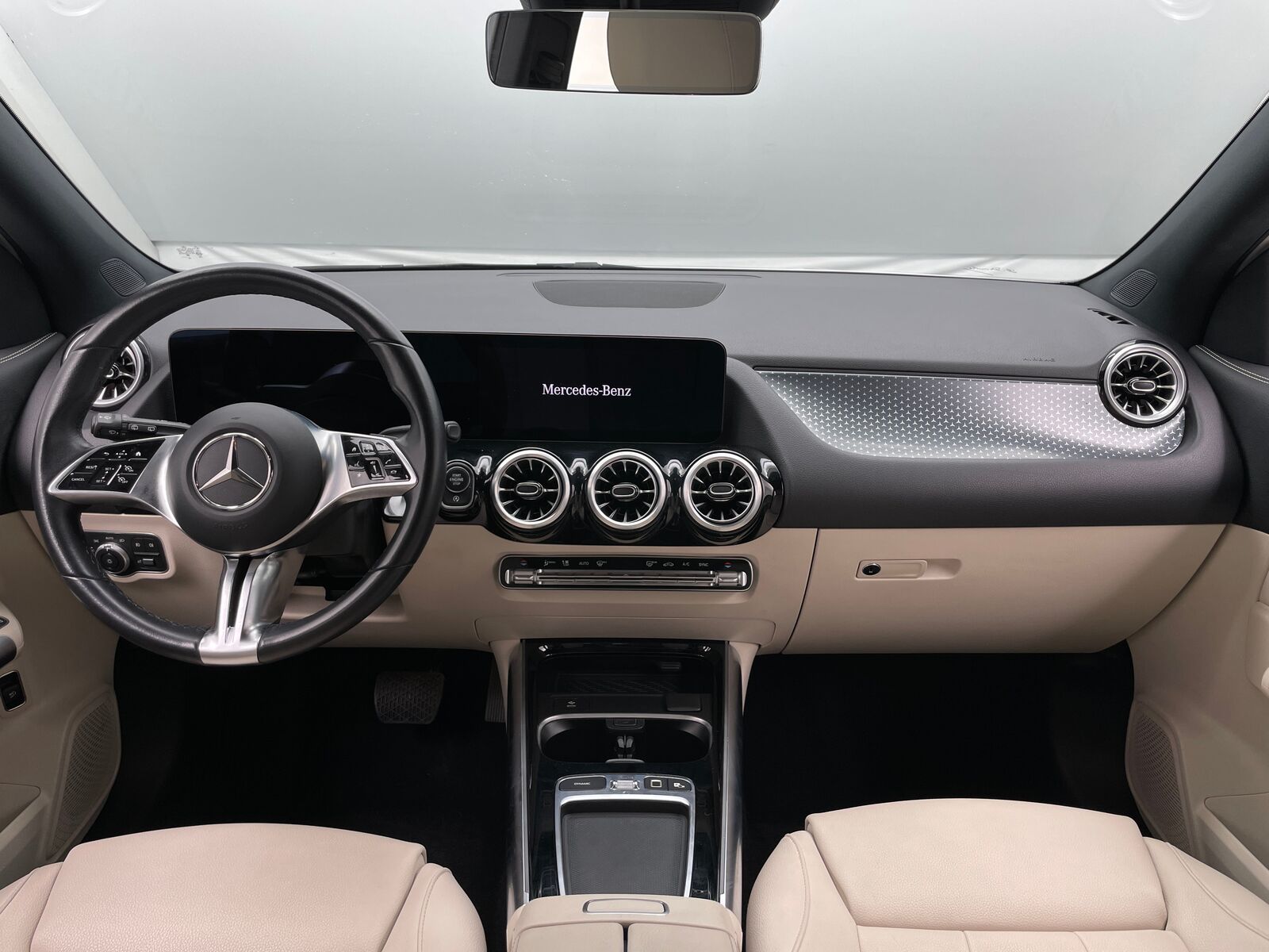 2025 Mercedes-Benz GLA-Class