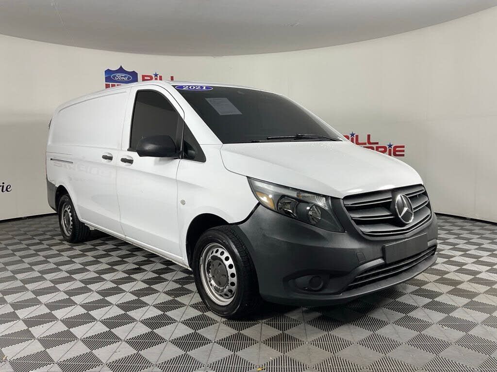 2021 MERCEDES-BENZ METRIS