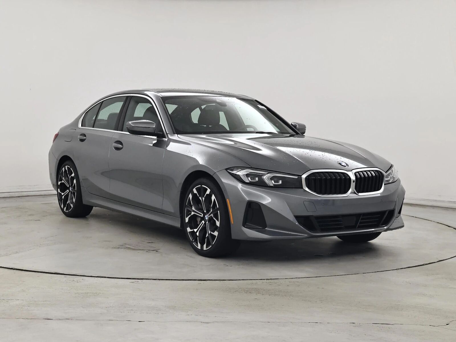 2025 BMW 330i