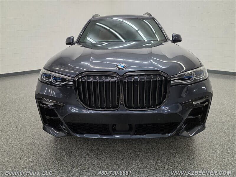 2021 BMW X7