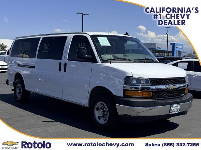 2024 CHEVROLET Express