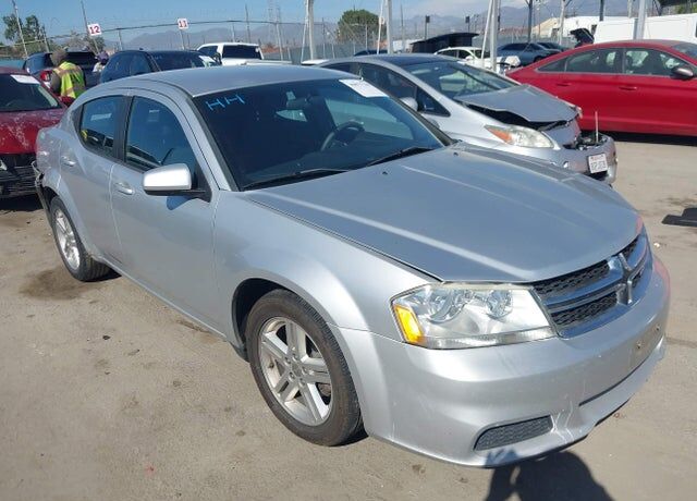 2012 DODGE Avenger