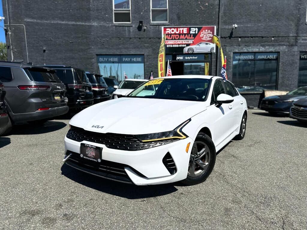 2022 KIA K5