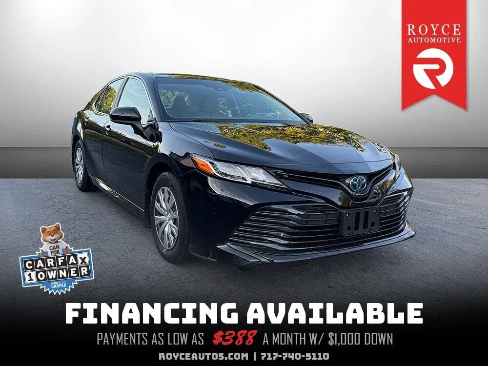 2019 TOYOTA Camry