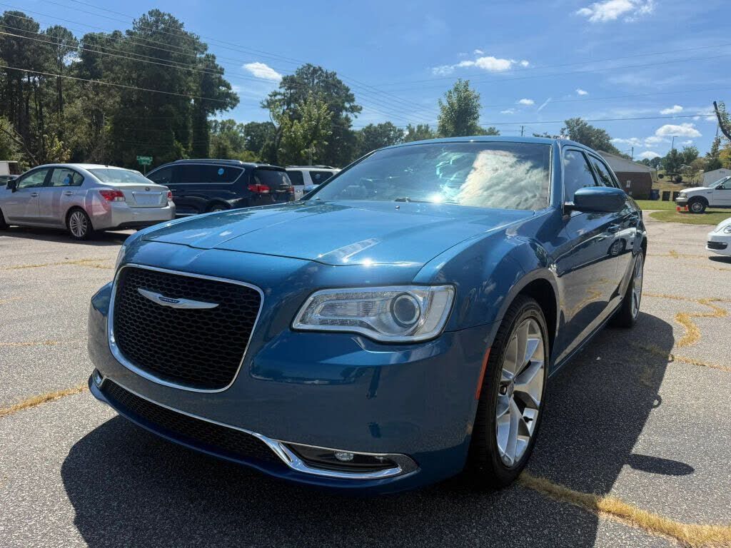 2021 CHRYSLER 300